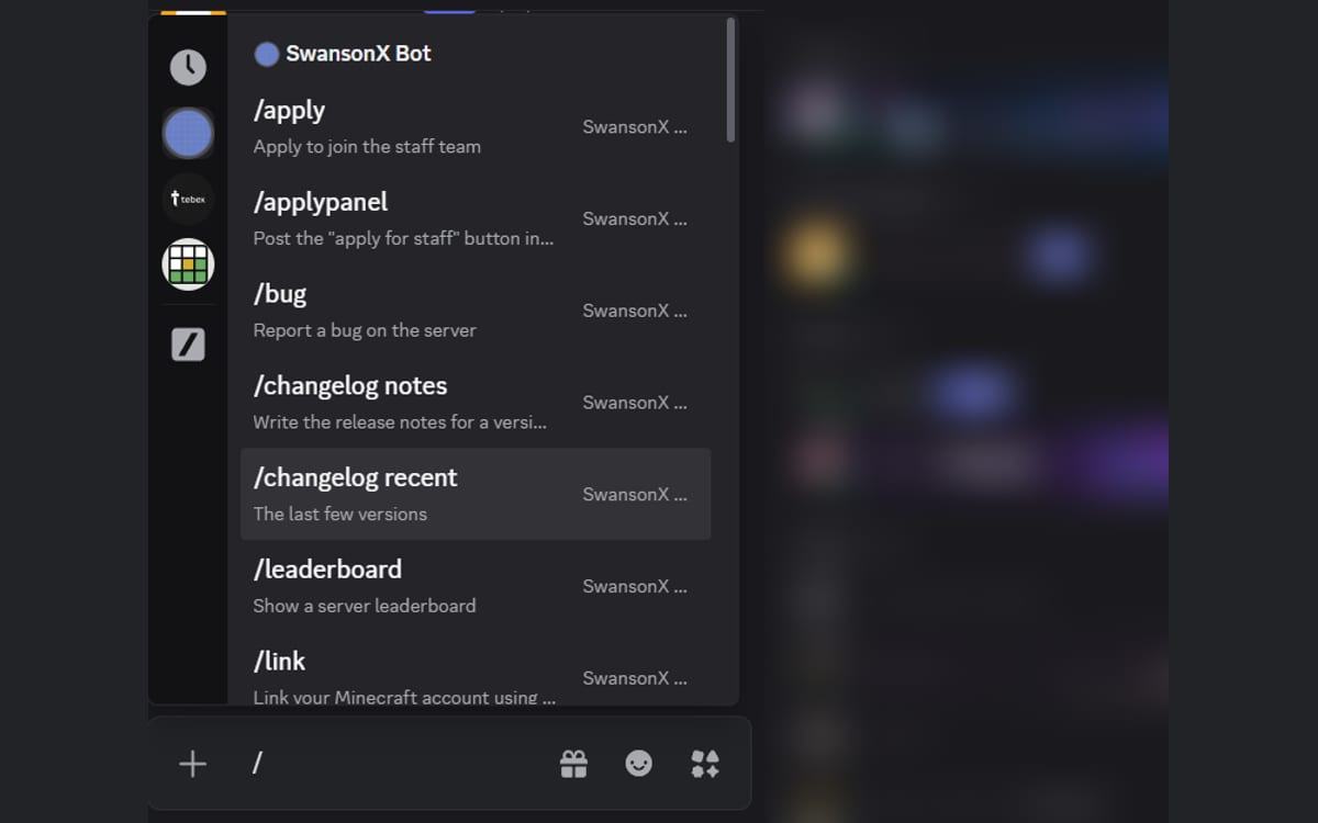 A Discord slash command menu listing the bot's commands: apply, applypanel, bug, changelog notes, leaderboard and link, each with a short description